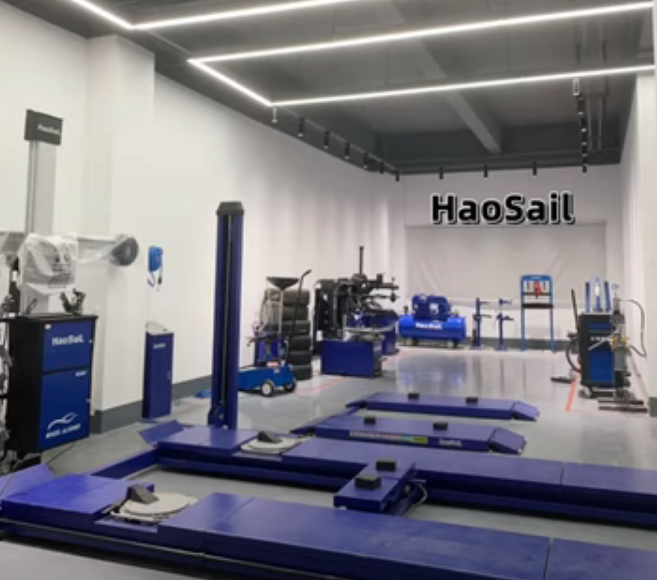 Haosail New Container Ready Delivery- 4 Post Car Lift Tyre Changer Spray Paint Booth